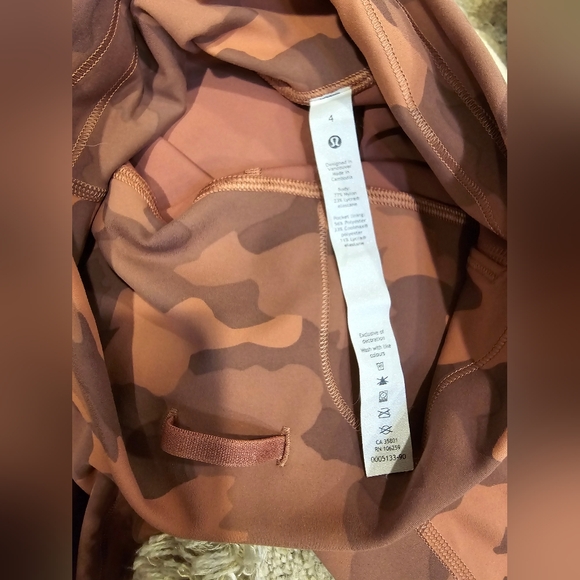 Lululemon Wunder Train High-Rise Crop 23"Heritage 365 Camo Brier Rose Multi, 4 - Picture 10 of 11